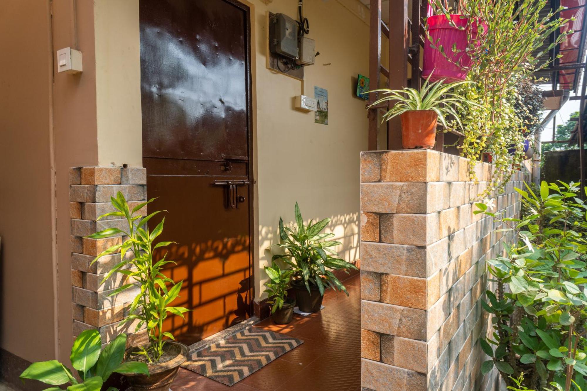 Mulaqat Homestay Siliguri Exterior photo